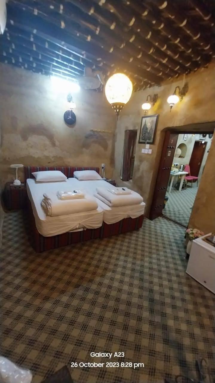 Al Hamra Old House Quarto foto